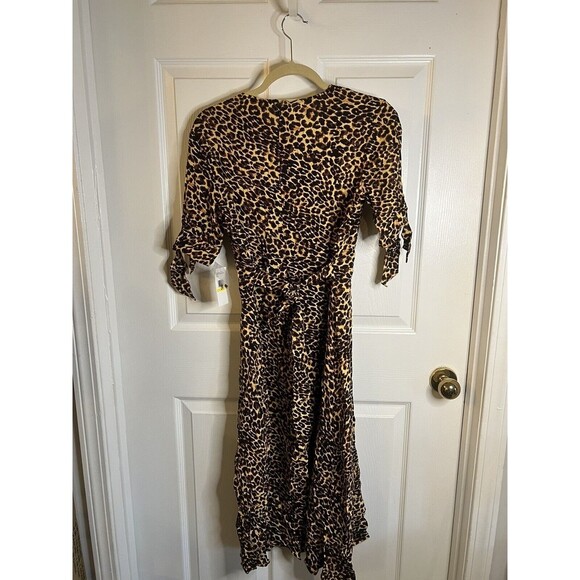 Jessica Simpson Leopard Print V- Neck Dress Size Medium NWT - Picture 7 of 14